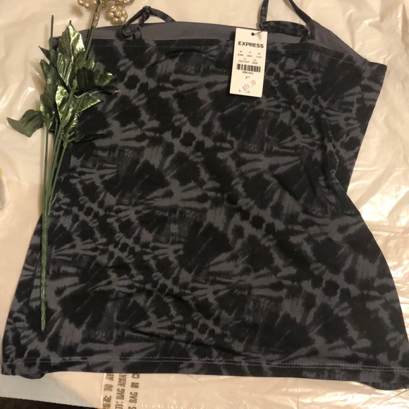 Express Tops - Express brand new spaghetti top (000300)